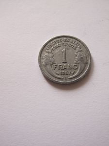 Монета Франция 1 франк 1957 В