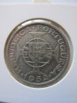 Монета Португальский Мозамбик 20 эскудо 1952 серебро