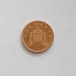 Монета Великобритания 1 пенни 1999