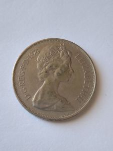 Великобритания 10 пенсов 1974